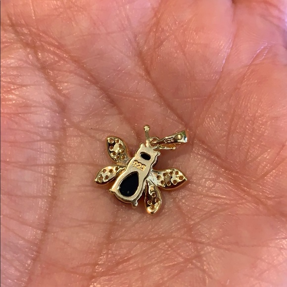 Gold plated Bee 🐝 Pendant Charm super cute - Picture 5 of 6